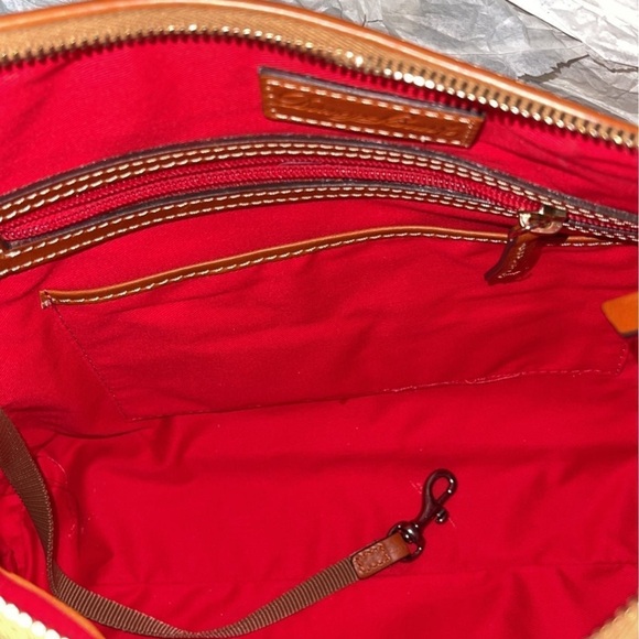 NWOT DONNEY AND BOURKE LEATHER PEBBLE PINK HOBO BAG - Picture 5 of 12